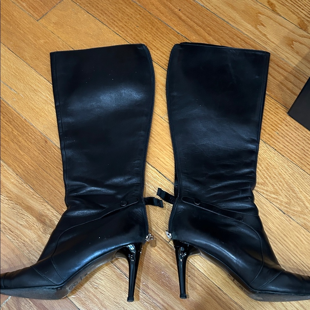CHANEL Black Knee-High Leather Boots